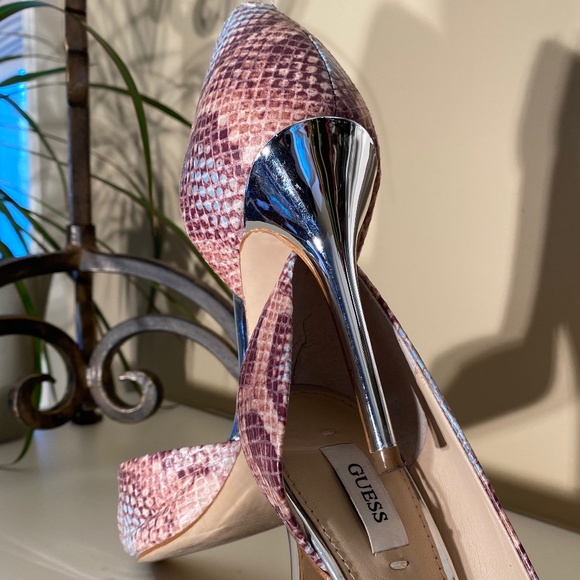 MARCIANO STILETTOS IN PYTHON PRINT - LIKE NEW - Picture 7 of 16
